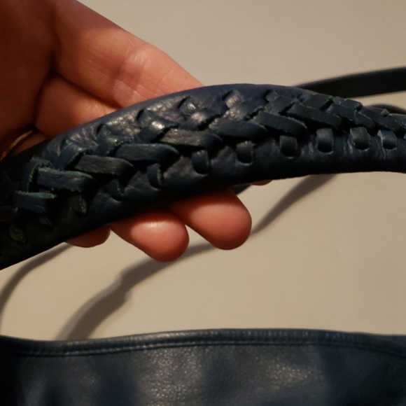 I Maletesa: Made in Italy, Genuine Leather Tote, Navy 👜 - Picture 3 of 11